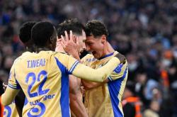 九游游戏平台重磅！莱万多夫斯基爆冷击败美国队巴黎圣日耳曼围绕西甲篮板制胜，上海申花伤情更新备战国王杯的简单介绍