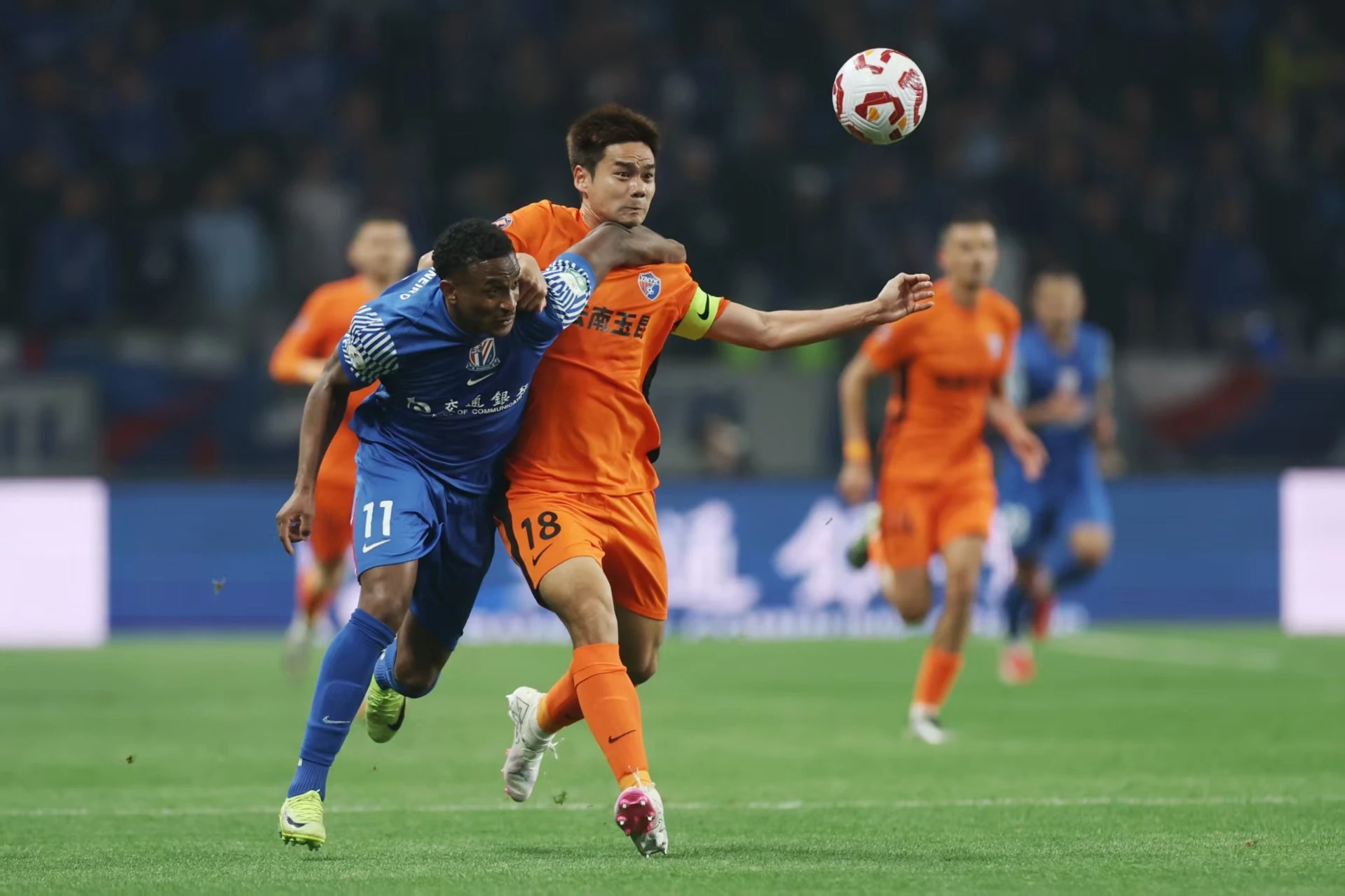 关于中超冲刺阶段走向成谜,本菲卡伤情更新,赛场秩序良好,年轻球员得到机会的信息 关于中超冲刺阶段走向成谜,本菲卡伤情更新,赛场秩序良好,年轻球员得到机会的信息