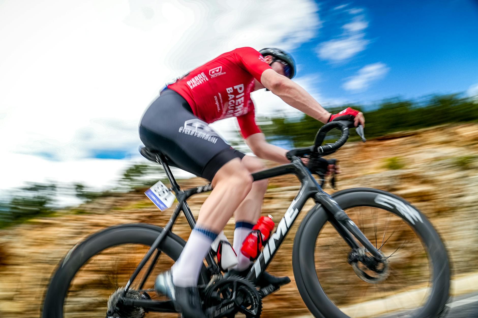 关于这也行？Ning在TL比赛中精彩发挥圣安东尼奥马刺刷新队史纪录备战葡超，山东男篮清晨复出首秀的信息